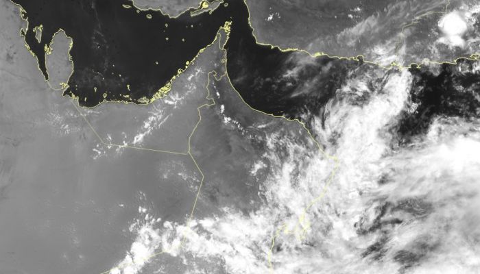 الأرصاد: استمرار تدفق السحب وهطول أمطار متفاوتة الغزارة
