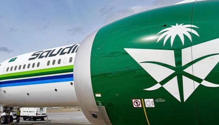 السعودية تجري محادثات مع ستارلينك لتزويد طائراتها بالإنترنت