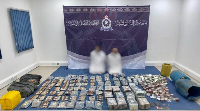 القبض على عنصرين تابعين لشبكة دولية بحوزتهما 85 كجم حشيش ومارجوانا