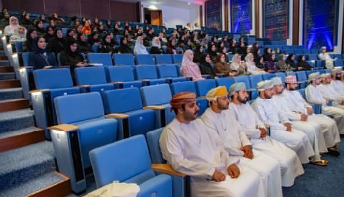 198 طبيبًا يلتحقون في 21 برنامجًا بالمجلس العُماني للاختصاصات الطبية