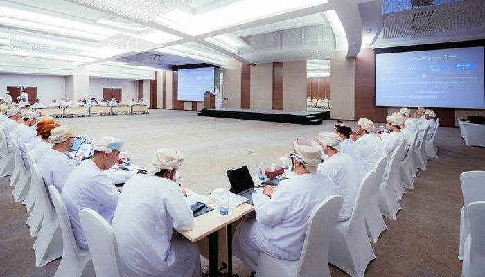 لقاءٌ مع المحافظين يستعرض المتطلبات التنموية في الإسكان والتخطيط العمراني