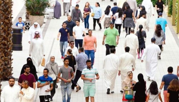 الكويت.. ارتفاع عدد المواطنين وتراجع إجمالي السكان