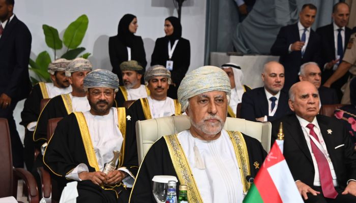 سمو السّيد شهاب يترأس وفد سلطنة عُمان في القمّة العربية الإسلامية الطارئة بالدوحة