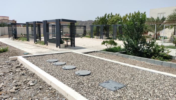 شركة بي. بي. عُمان وشركة العناصر الأربعة يعززان الاستدامة البيئية في المدارس