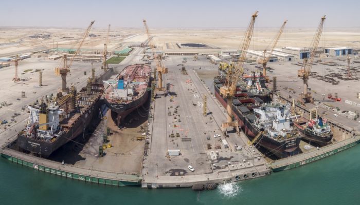 2.1 بالمائة نموُّ بالناتج المحلي الإجمالي في سلطنة عُمان بالأسعار الثابتة