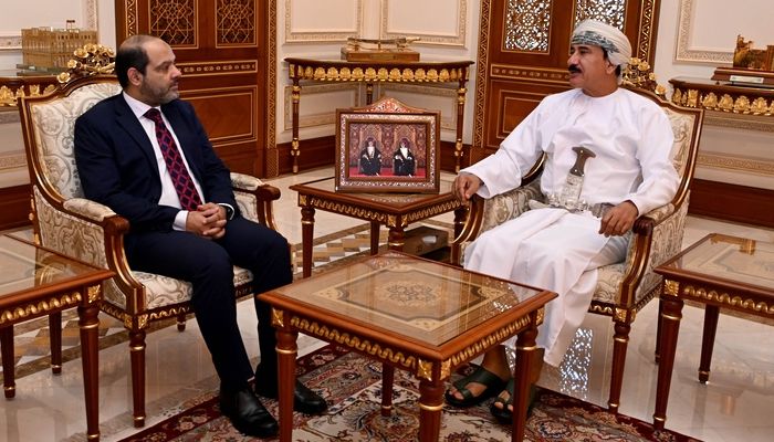 وزير المكتب السُّلطاني يستقبل السفير الباكستاني