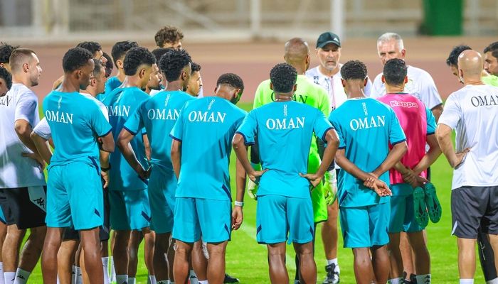 مُنتخبنا الوطني يُنهي تحضيراته في مسقط قبيل مغادرته إلى الدوحة