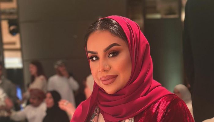 الأكاديمية الدولية للدبلوماسية والإتيكيت تنظم برنامج تدريبي  حول "كاريزما المرأة"