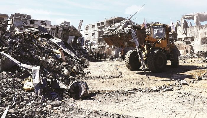 الأمم المتحدة تبدأ عمليات إزالة الأنقاض وفتح الطرق في غزة