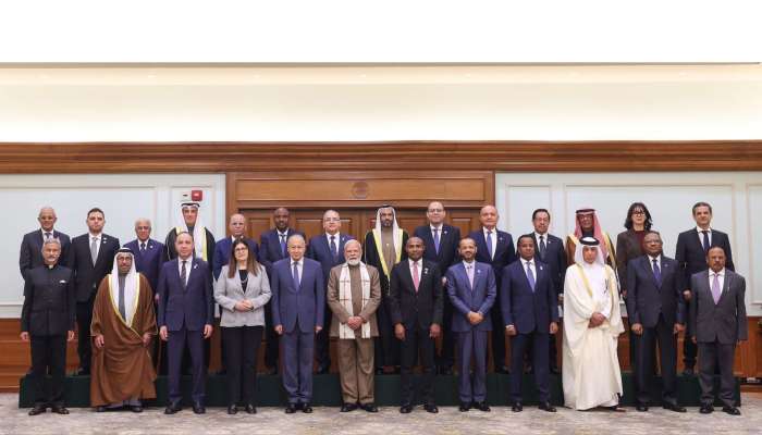 PM Modi meets Arab Foreign Ministers, call for people-to-people ties