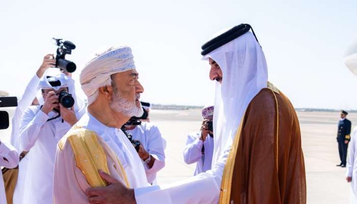 Emir of Qatar arrives in Oman on private fraternal visit