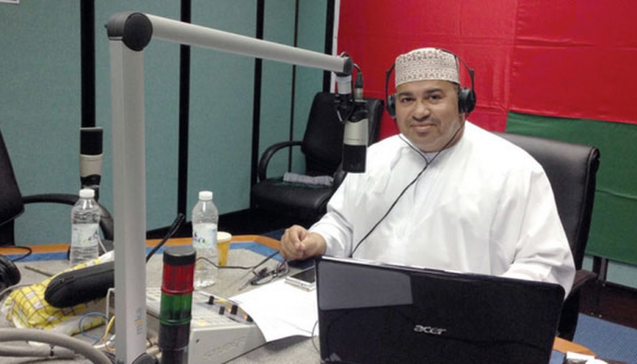 وفاة الإعلامي العُماني أحمد بن درويش الحمداني ووزارة الإعلام تقدم التعازي لأسرته
